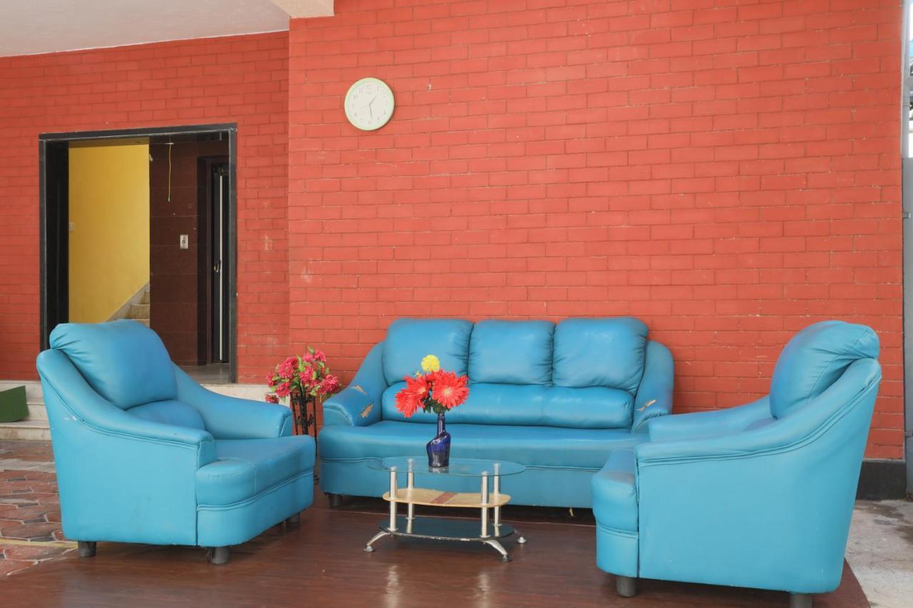 Green Tree Hotel-Near Vfs Global And Ramee Mall Chennai Eksteriør billede