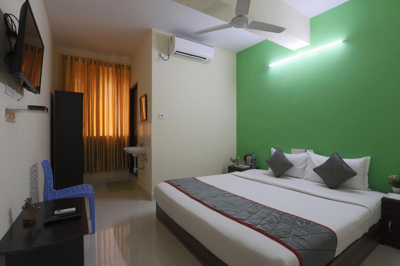 Green Tree Hotel-Near Vfs Global And Ramee Mall Chennai Eksteriør billede