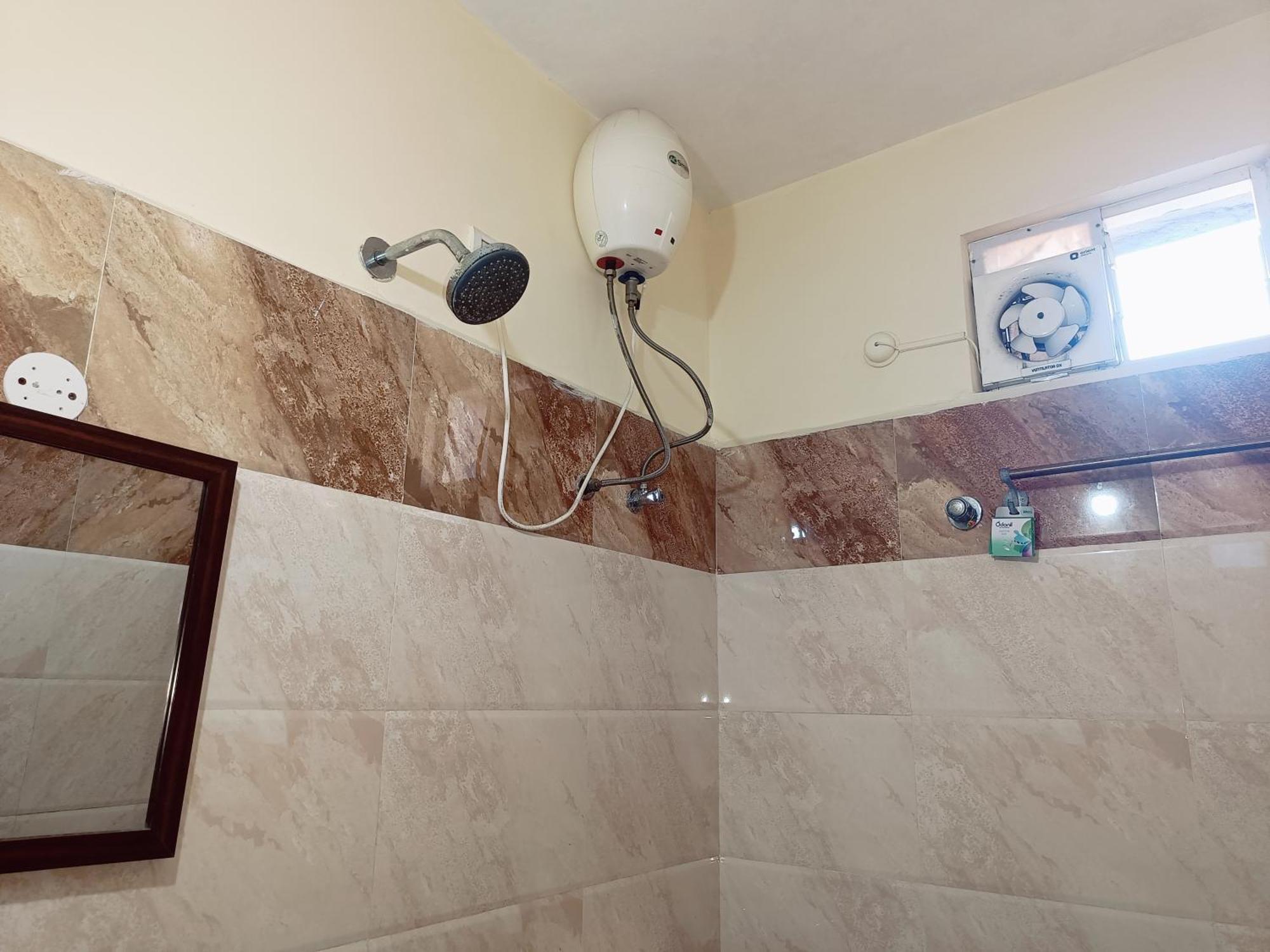 Green Tree Hotel-Near Vfs Global And Ramee Mall Chennai Eksteriør billede